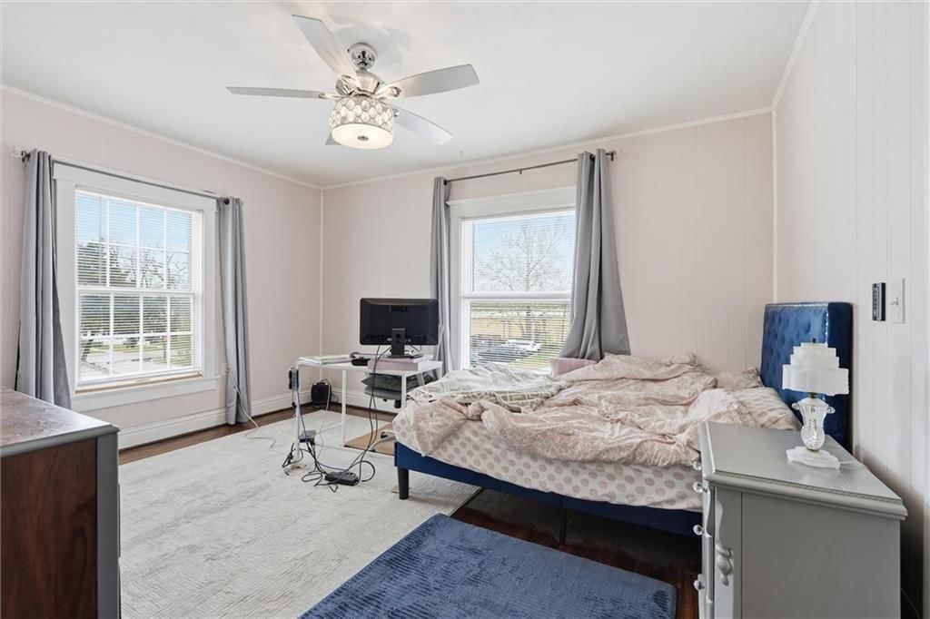 115 S Walnut Street — photo 17