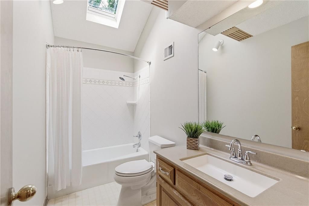 12026 S Hagan Street — photo 25