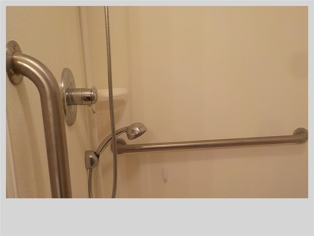2502 Midland Avenue — photo 13