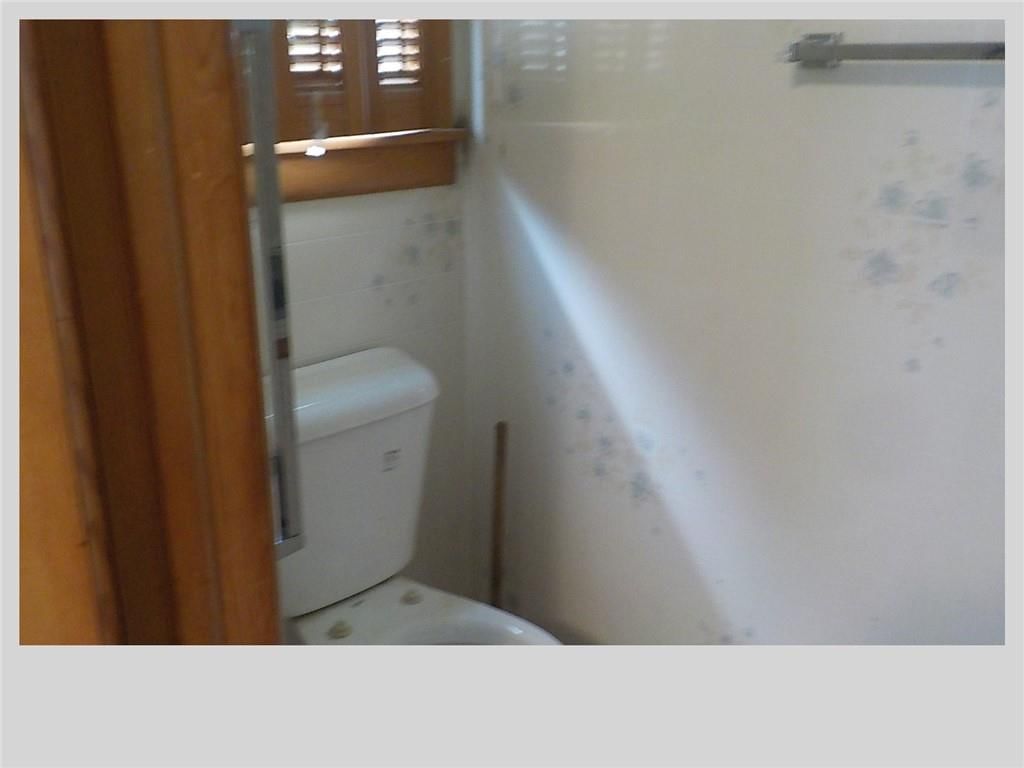 2502 Midland Avenue — photo 14
