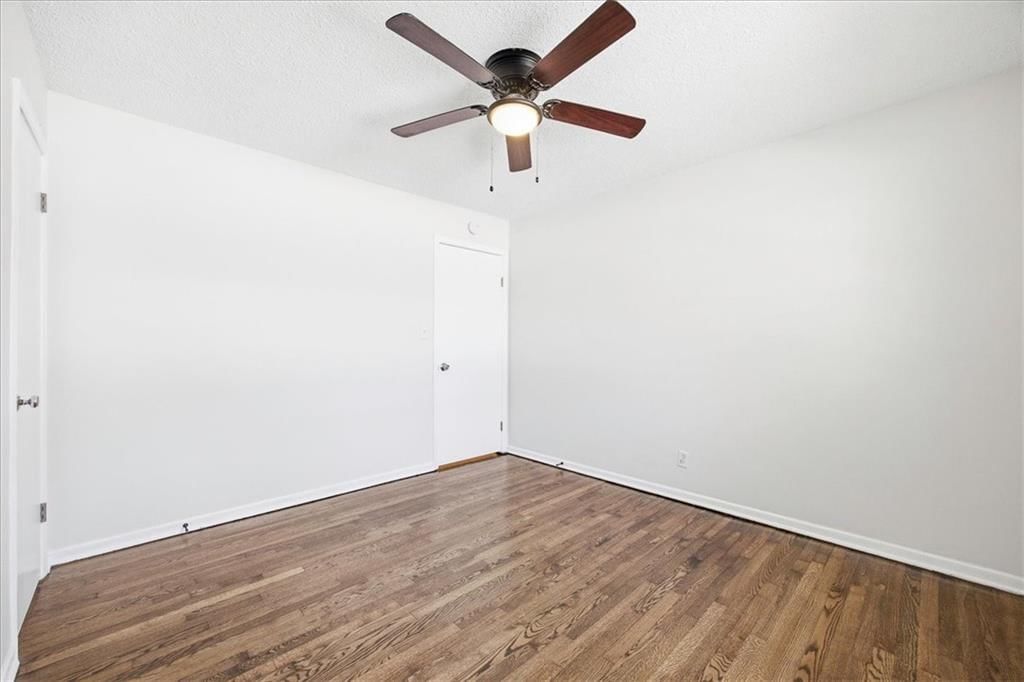 8236 Flora Avenue — photo 8