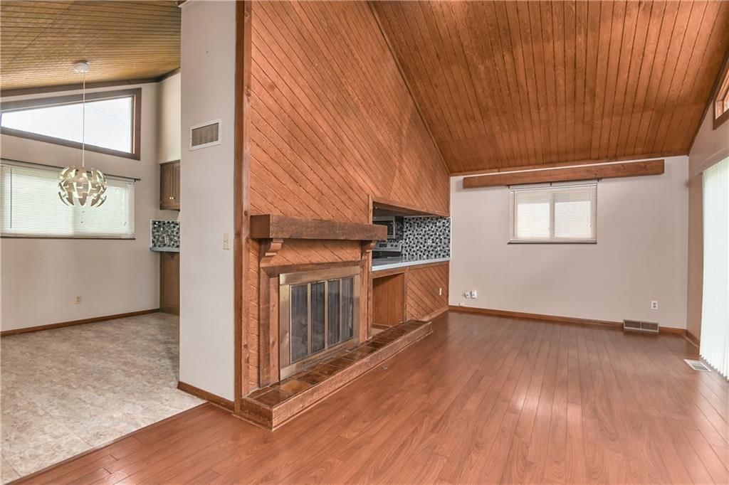 7109 Harvard Avenue — photo 3