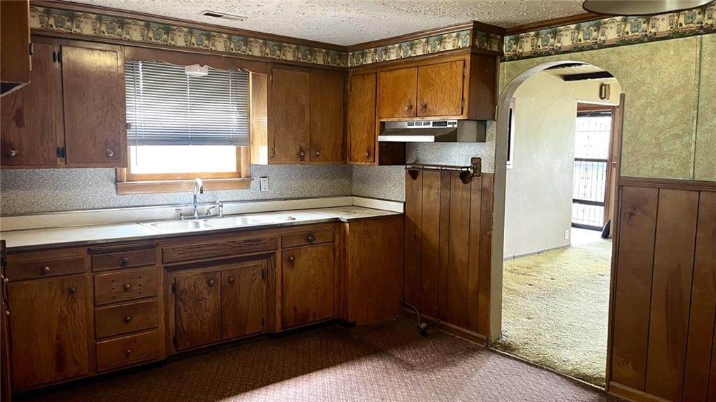 1132 Oak Street — photo 8