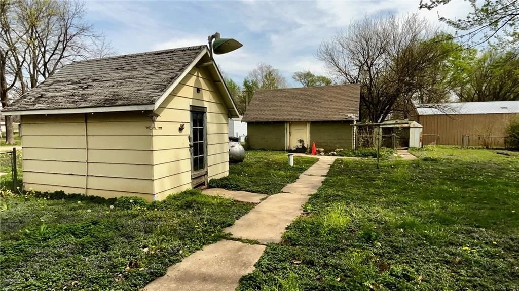 1132 Oak Street — photo 33