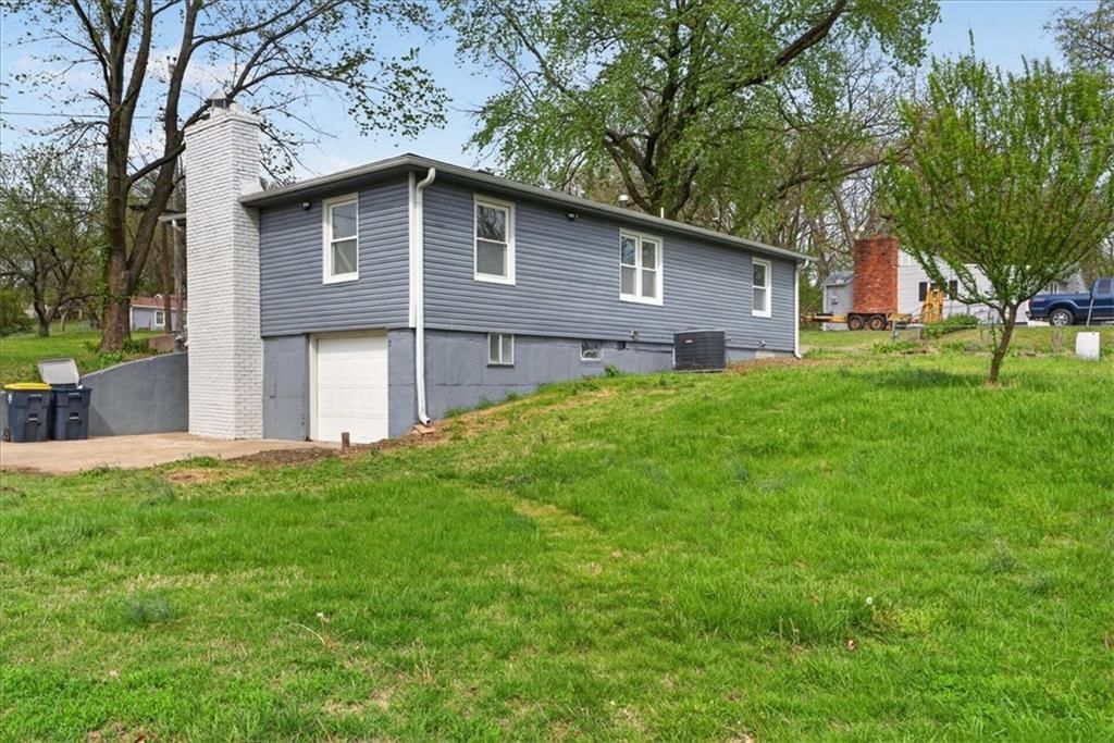 6807 Sycamore Avenue — photo 36