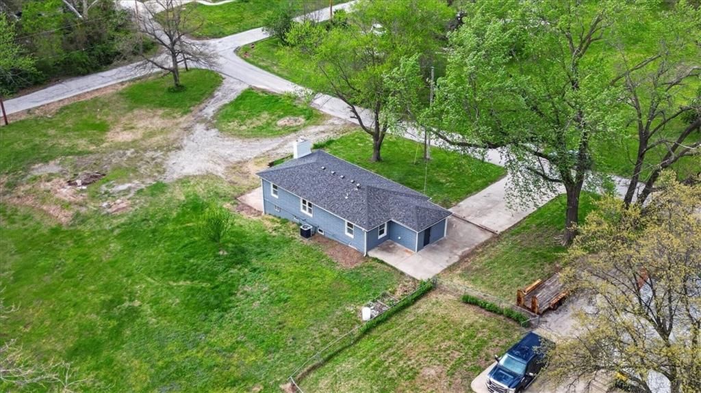6807 Sycamore Avenue — photo 42