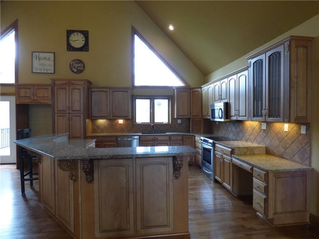25288 Cedar Crest Drive — photo 12