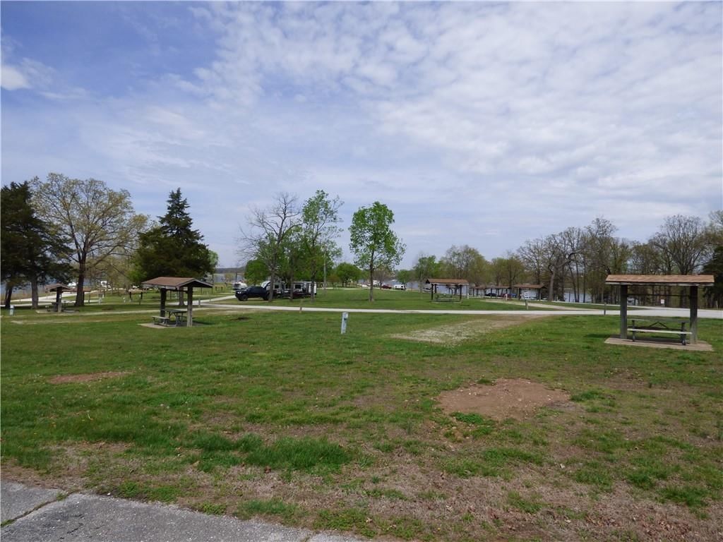 25288 Cedar Crest Drive — photo 59