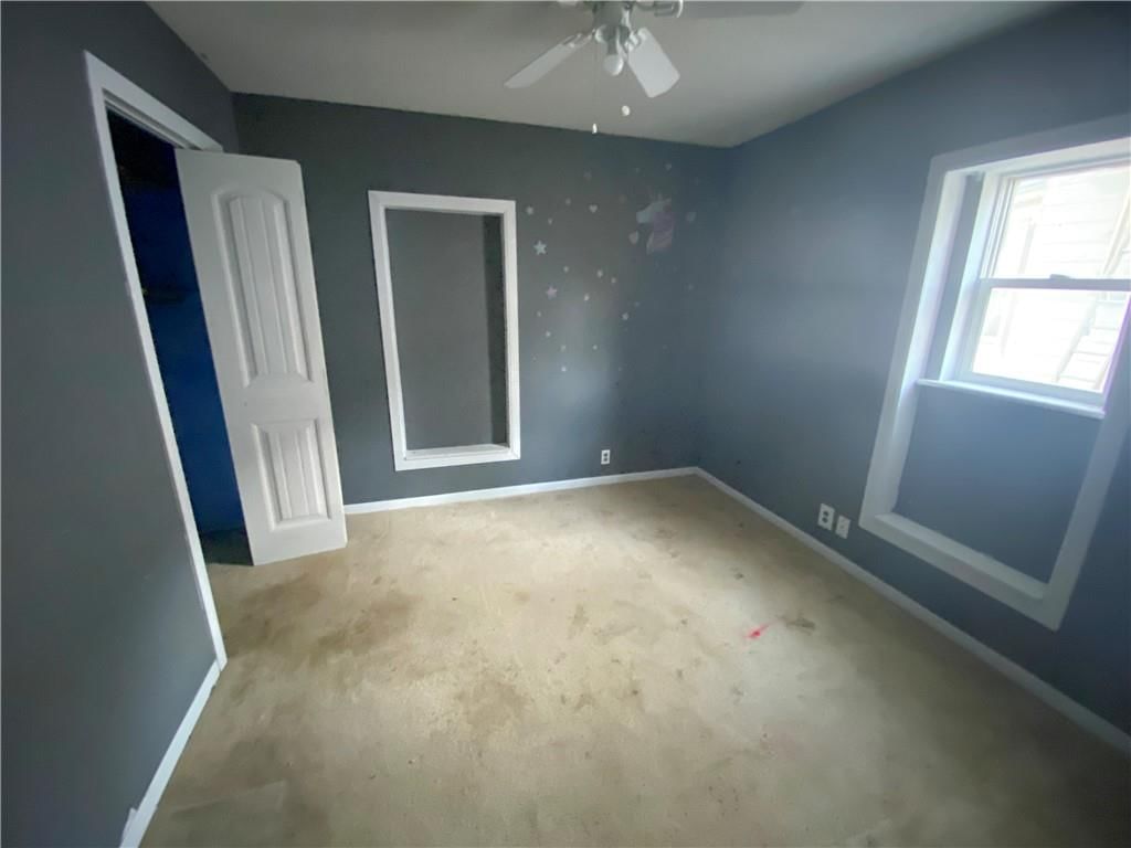 110 W Riley Street — photo 18