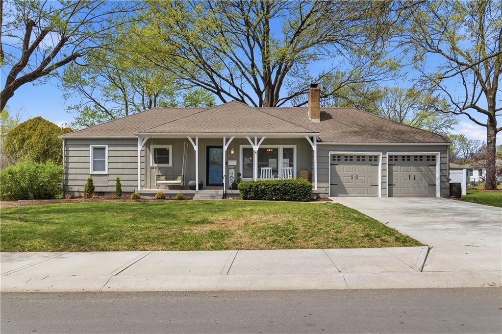 815 S Brentwood Street, Olathe, KS