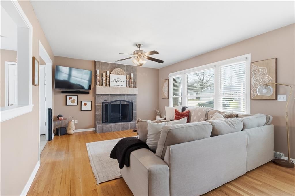 815 S Brentwood Street — photo 4