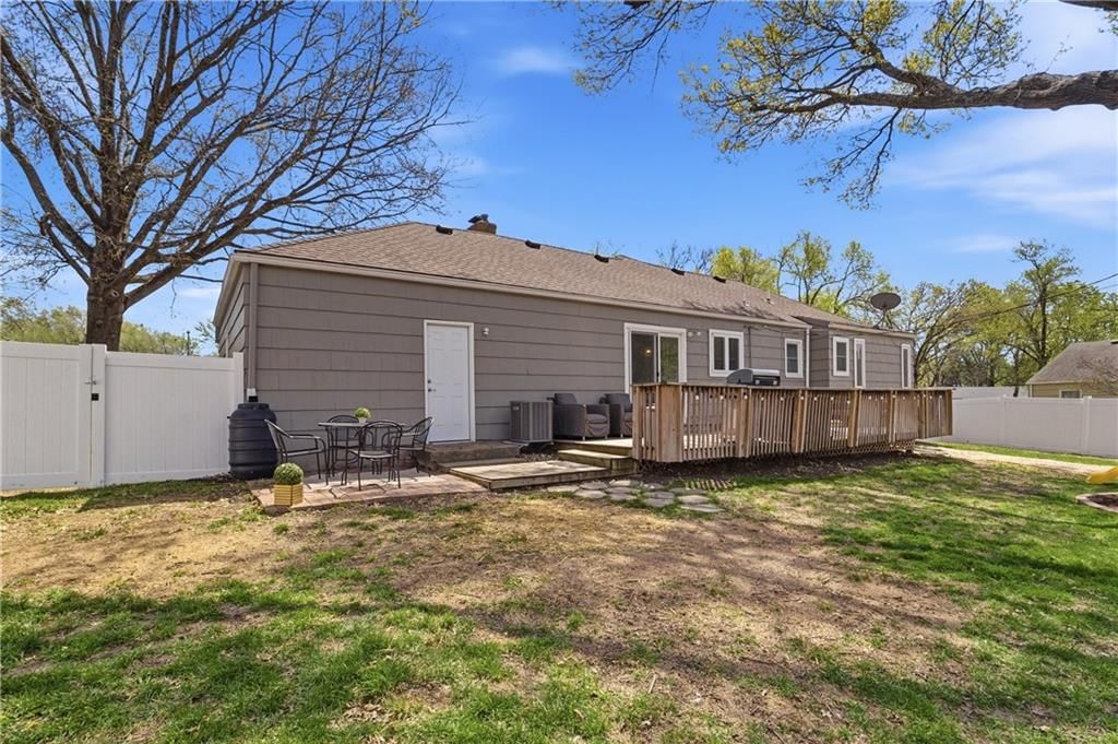 815 S Brentwood Street — photo 18