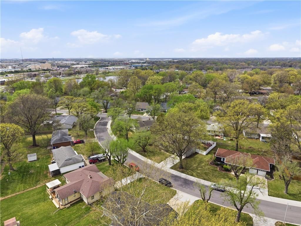 815 S Brentwood Street — photo 25