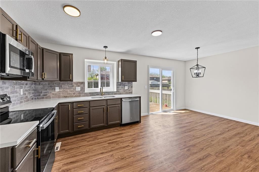 7219 Rymeg Street — photo 2