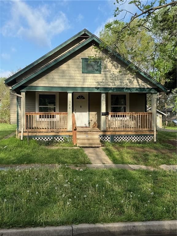 734 S Hickory Street S — photo 2