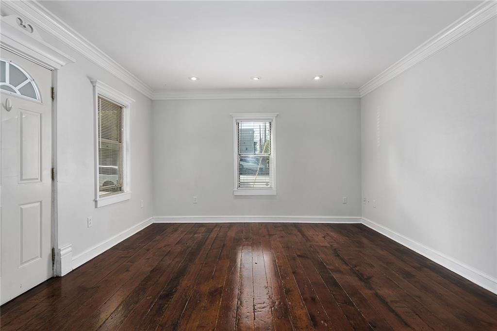 810 W 16th Street — photo 4