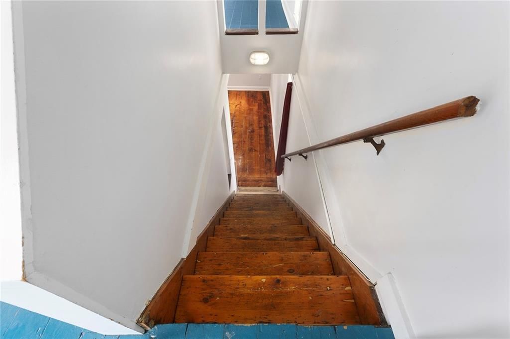 810 W 16th Street — photo 15