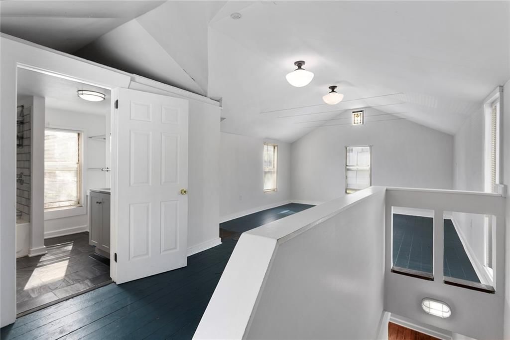 810 W 16th Street — photo 16