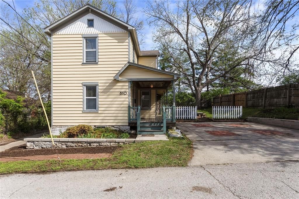 810 W 16th Street — photo 27