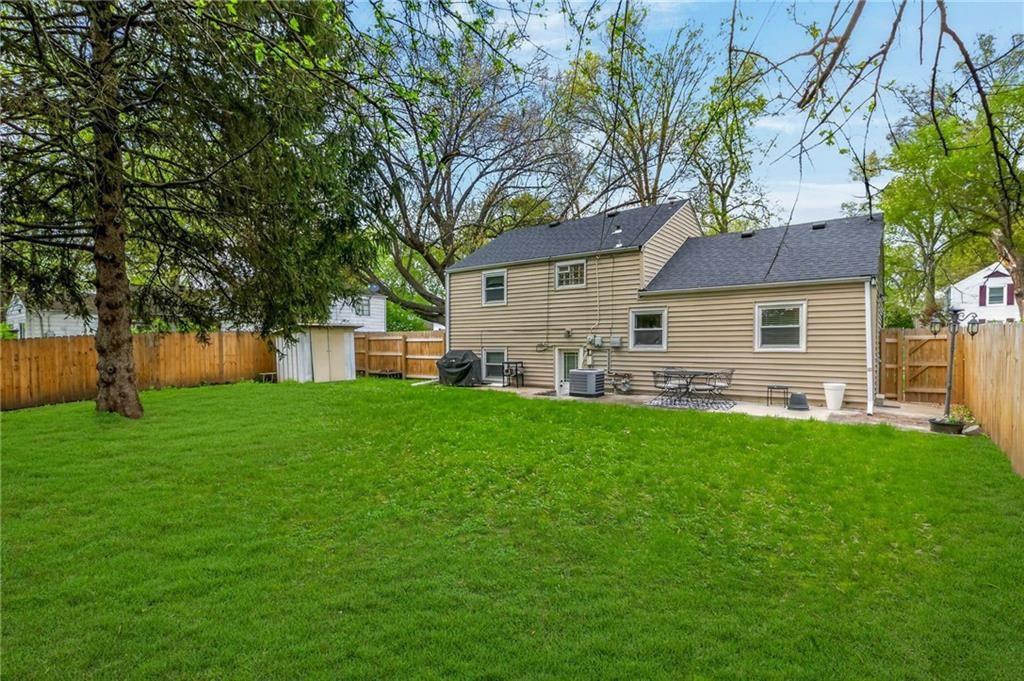 639 NE 45TH Street — photo 33