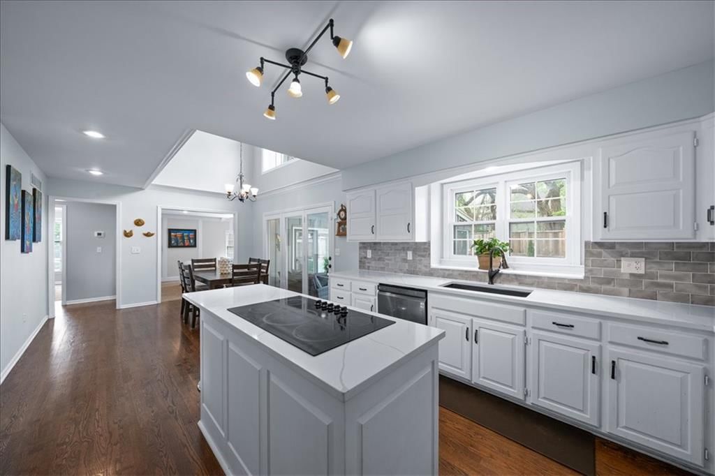 4300 W 125th Terrace — photo 10