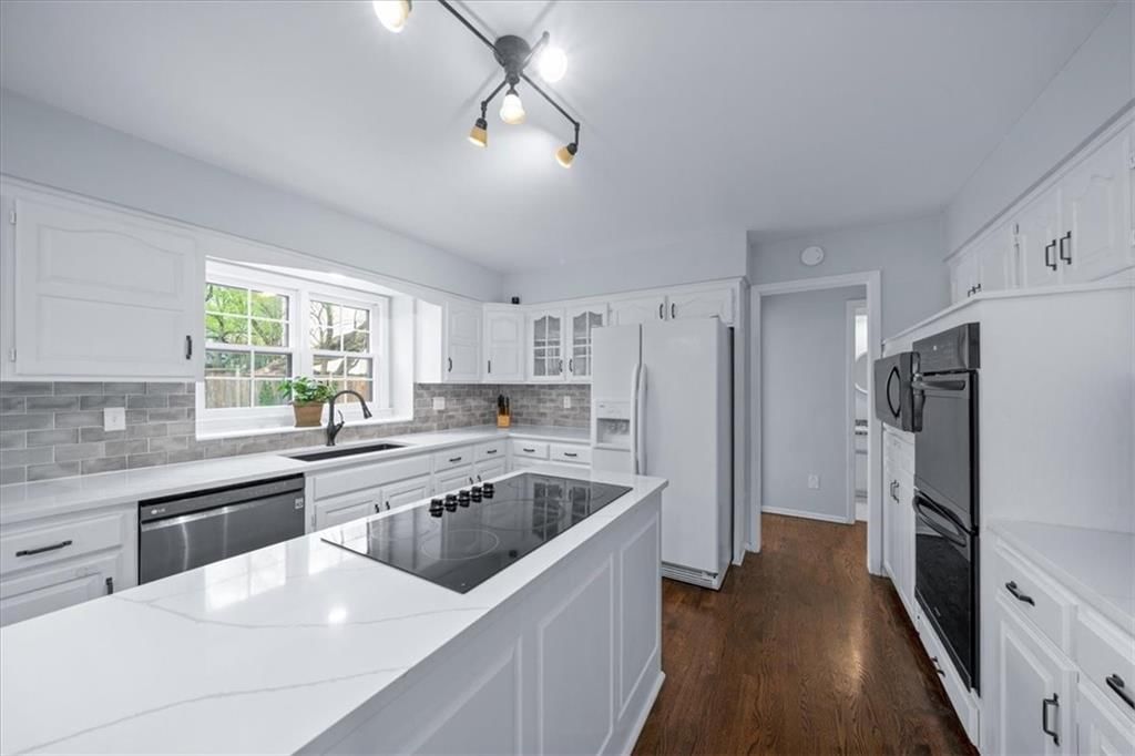 4300 W 125th Terrace — photo 11
