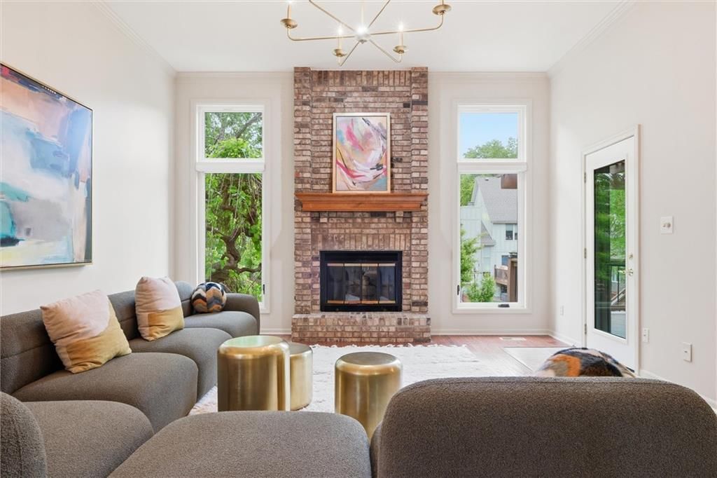 8310 W 120th Terrace — photo 4