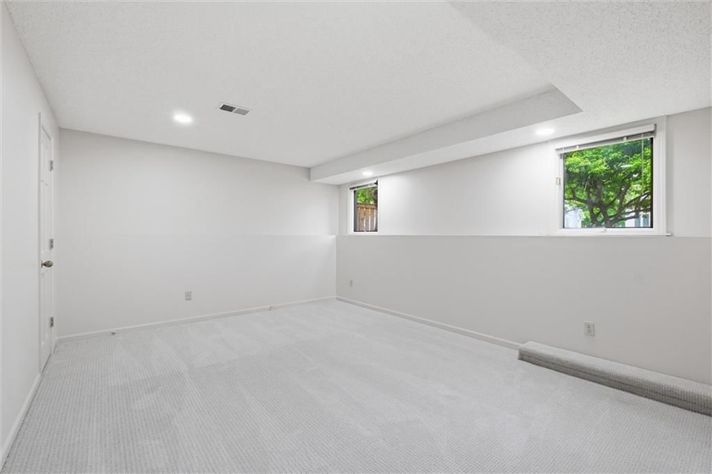 8310 W 120th Terrace — photo 22