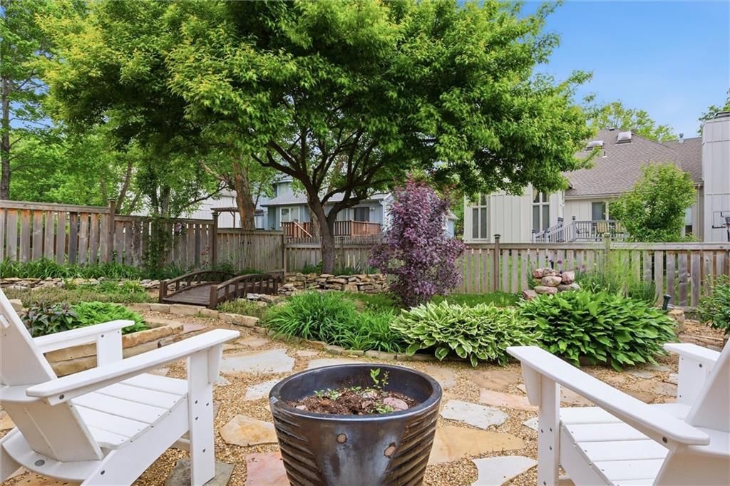 8310 W 120th Terrace — photo 26