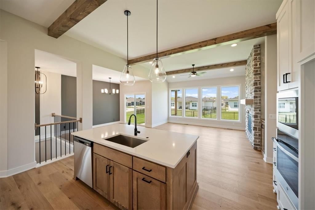 Photo 8 of 37 - 2622 SW Barley Field Drive, Lee's Summit, MO 64082