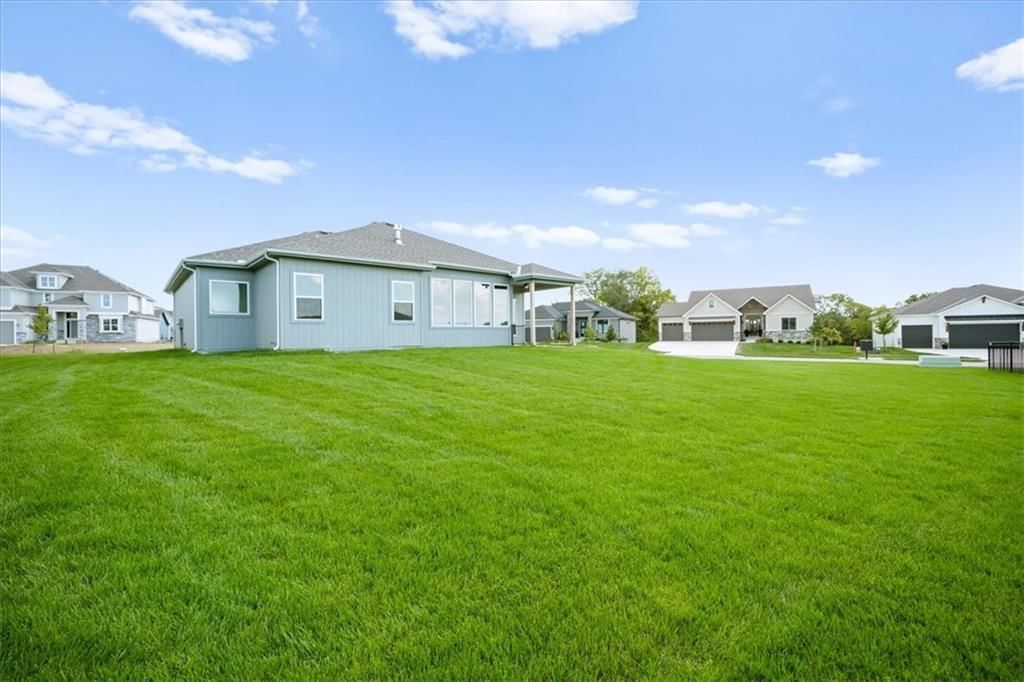 Concrete patio at 2622 SW Barley Field Drive, Lee's Summit, MO 64082