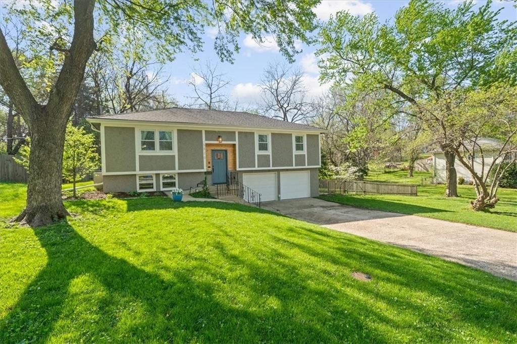 5520 Stearns Street — photo 2