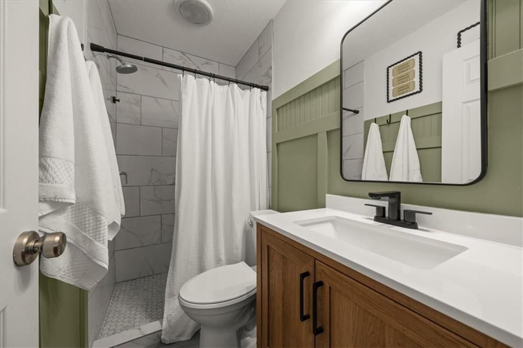 5520 Stearns Street — photo 18