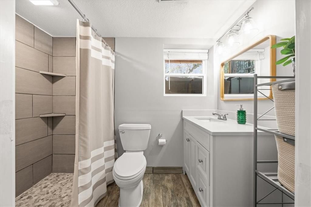 5520 Stearns Street — photo 26