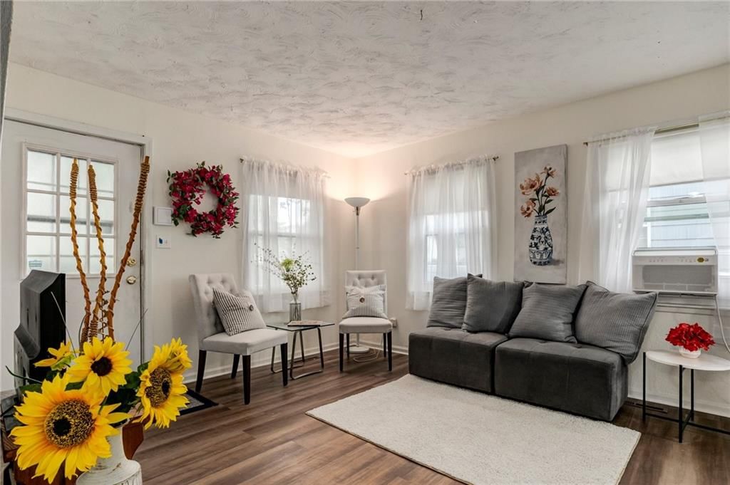 2709 S 48th Terrace — photo 4