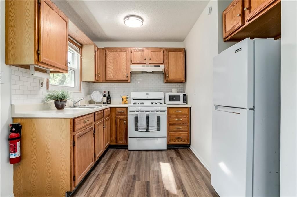 2709 S 48th Terrace — photo 11