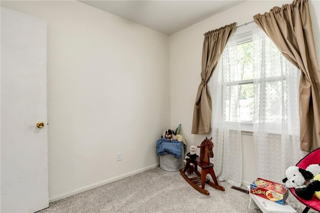 2709 S 48th Terrace — photo 14
