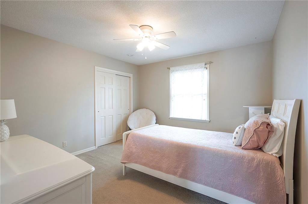 12316 Connell Drive — photo 22