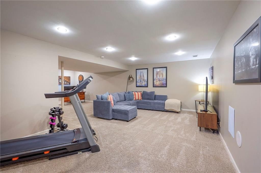 12316 Connell Drive — photo 34
