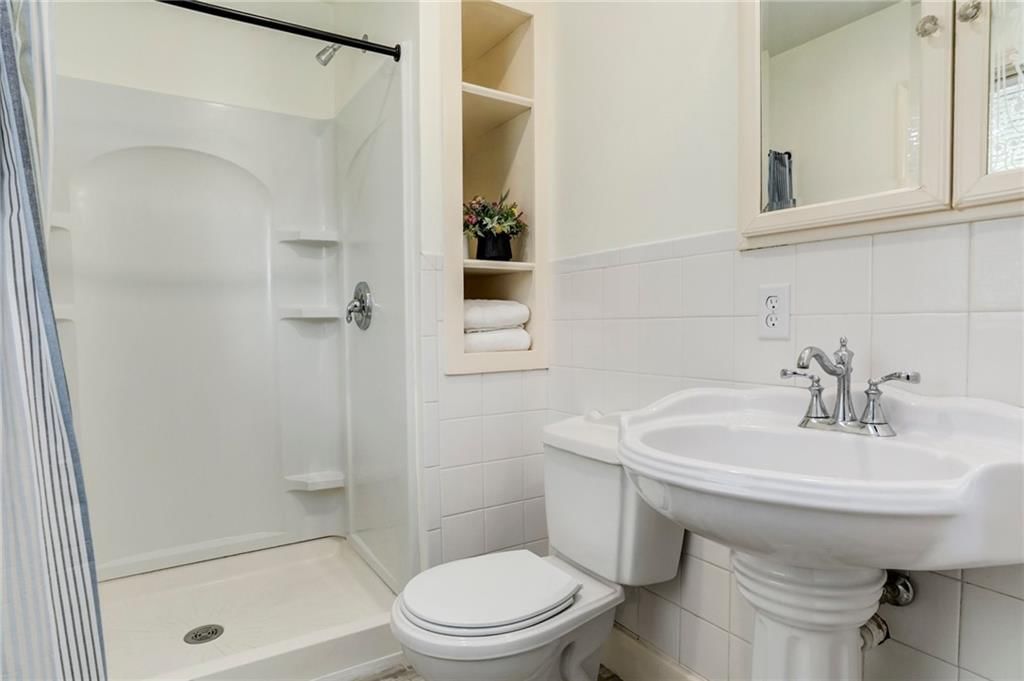 4521 Sutton Court — photo 17