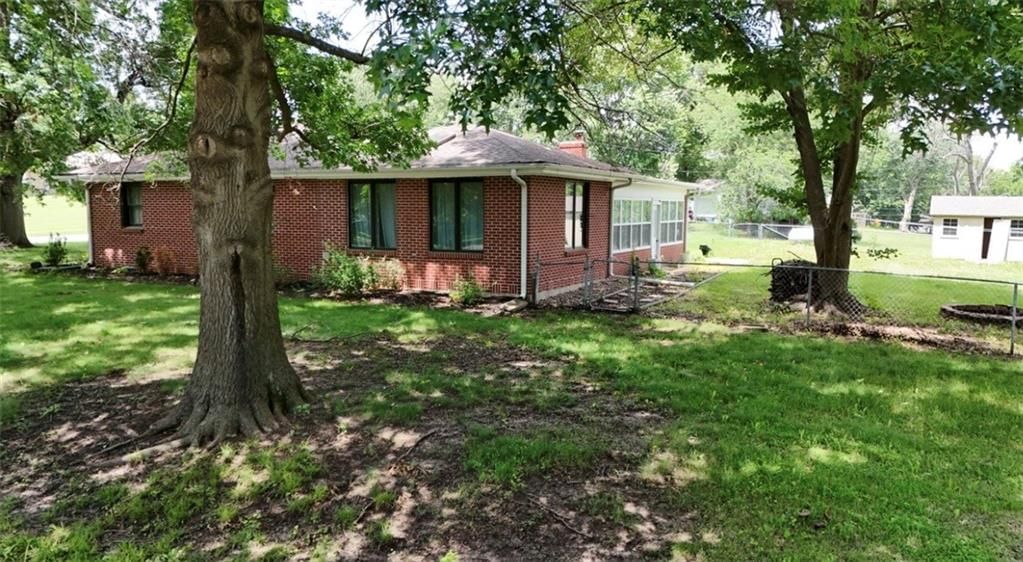 411 S Hillcrest Drive — photo 62