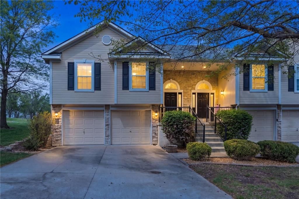 1308 Ashley Drive — photo 2