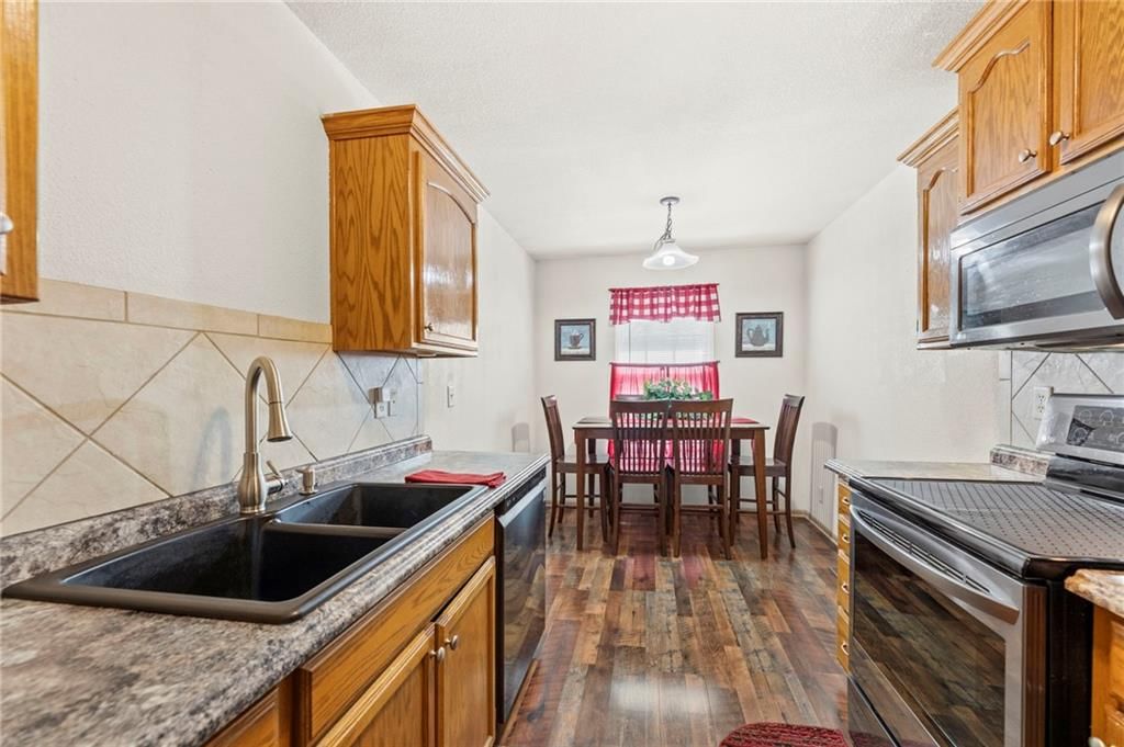 1308 Ashley Drive — photo 7