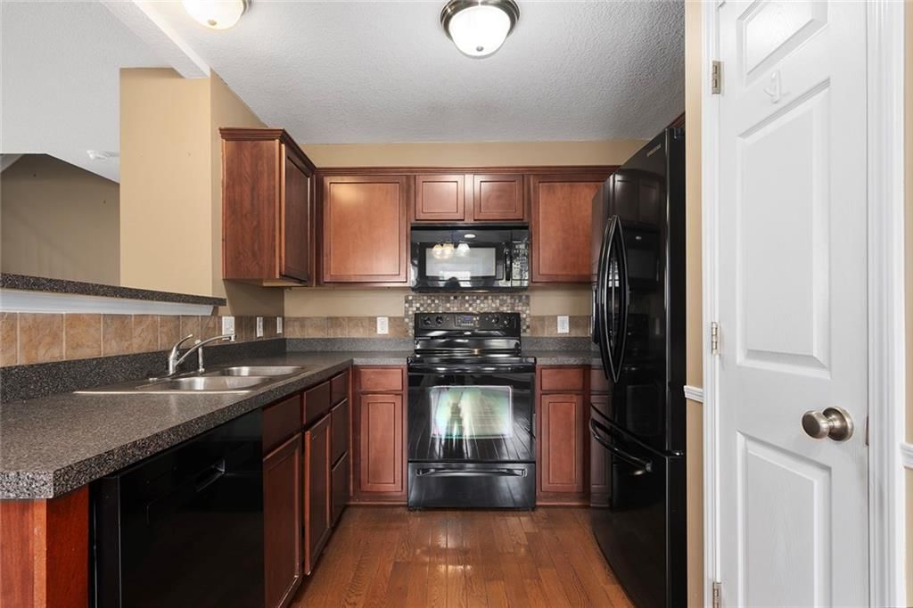 9826 N Home Avenue — photo 14
