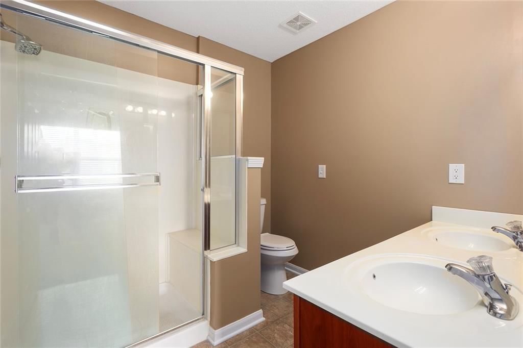 9826 N Home Avenue — photo 25