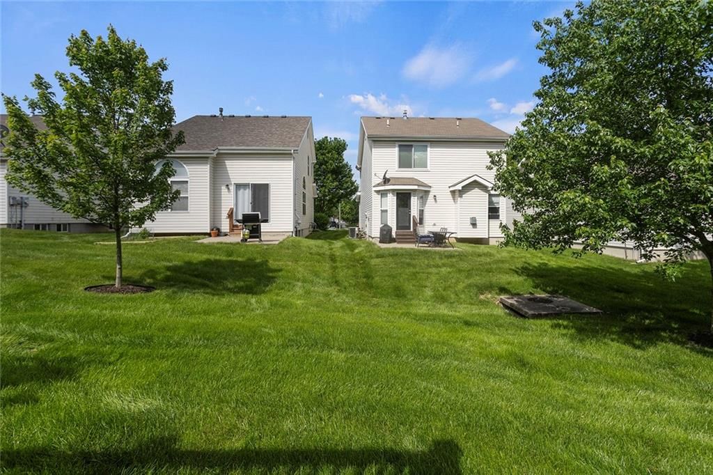 9826 N Home Avenue — photo 37