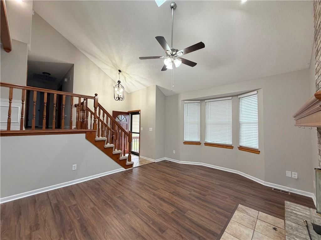 1304 Huntington Circle — photo 4