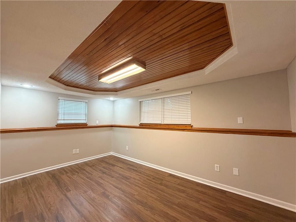 1304 Huntington Circle — photo 24