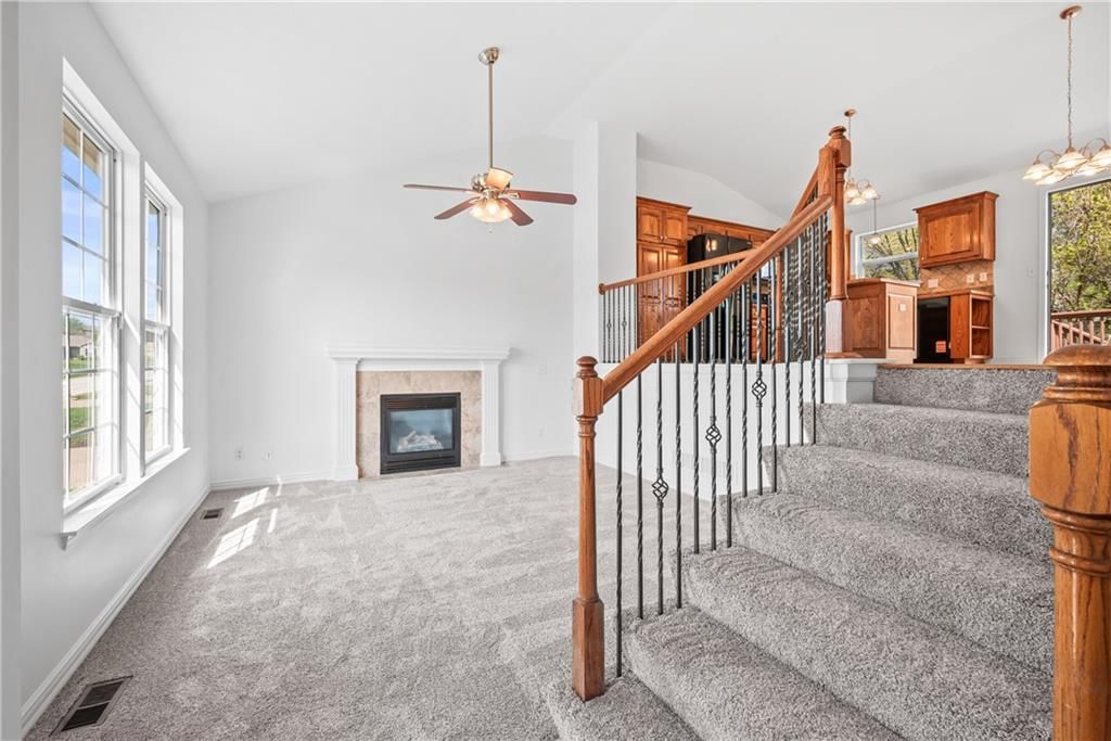 930 NW Scenic Drive — photo 6