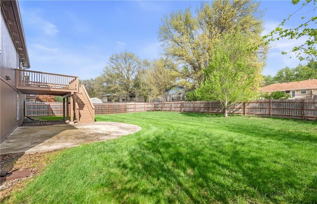 930 NW Scenic Drive — photo 32